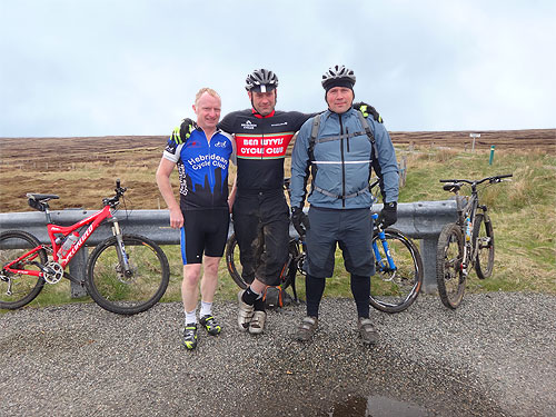 Gavin, Steve and Errol at start of ride